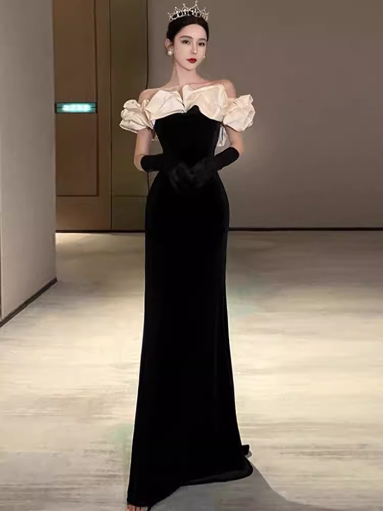 Sirène sexy sur l'épaule robes de bal noires C54
