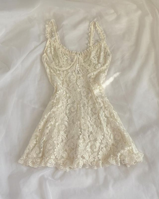Pretty A Line Spaghetti Straps Lace Short Homecoming Dress 18th Birthday Outfits C5426