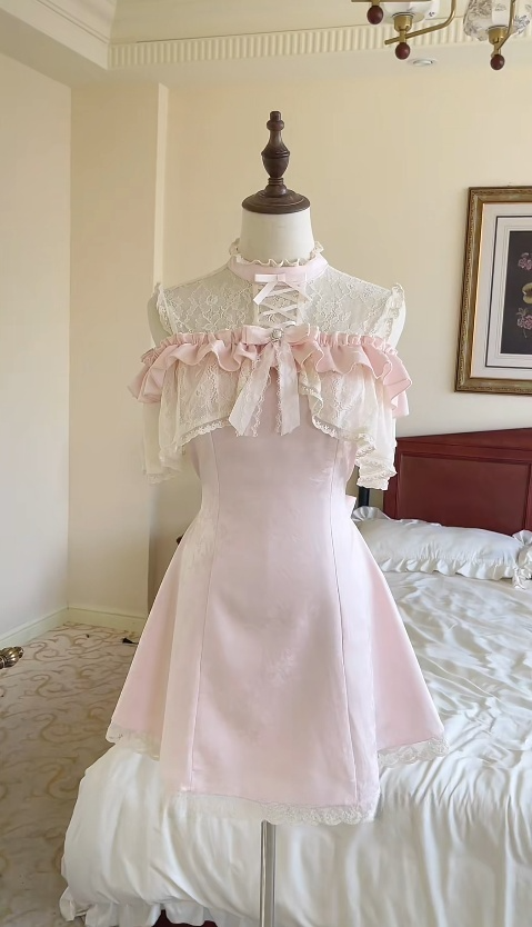 Pretty A Line Pink Satin Lace Short Homecoming Dress 16th Birthday Outfits C5448