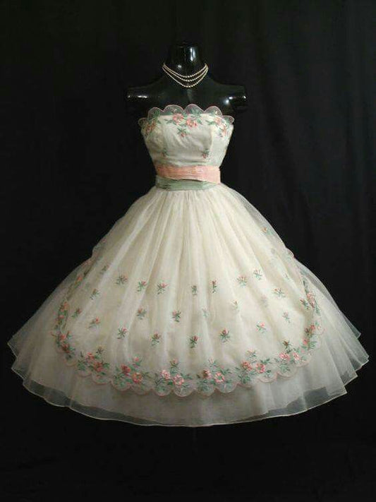 Vintage Ball Gown Strapless Tulle Applique Short Homecoming Dress 19th Birthday Outfits C5695