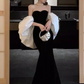 Sirène sexy sur l'épaule robes de bal noires C56