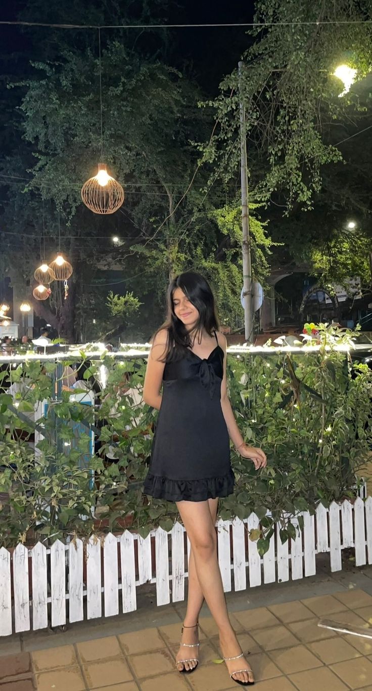 Elegant A line Spaghetti Straps Black Satin Short Homecoming Dress 19th Birthday Outfits C5723