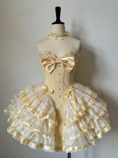Robe de bal courte en satin et dentelle, décolleté en cœur, tenue de soirée pour 16e anniversaire, C5730