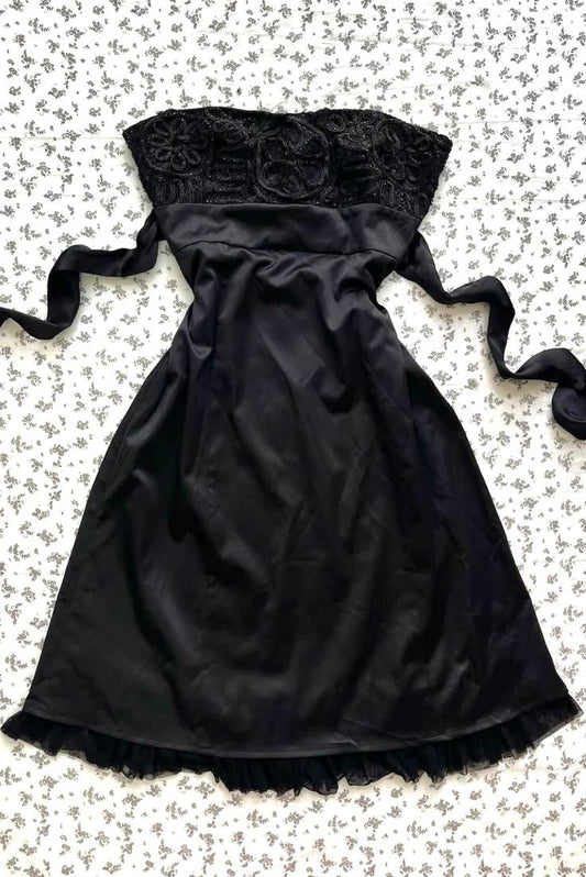 Unique A Line Strapless Black Satin Short Homecoming Dress 19th Birthday Outfits C5781