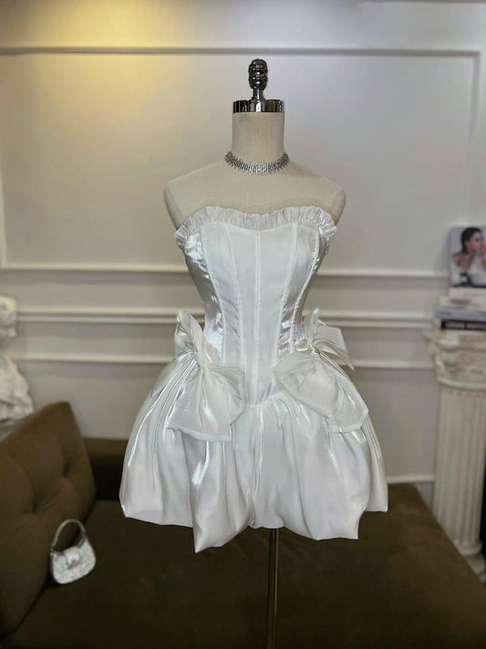 Chic A Line Strapless Satin With Bow Short Homecoming Dress 18th Birthday Outfits C5807