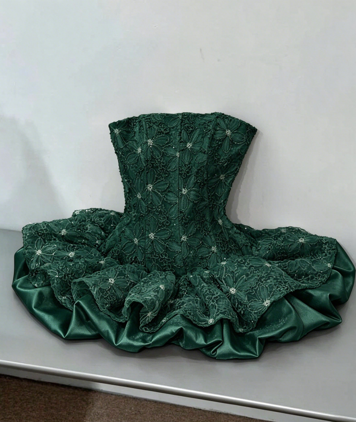 Pretty Ball Gown Strapless Satin Lace Short Homecoming Dress 17th Birthday Outfits C5809