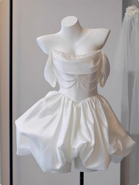Pretty Ball Gown Off The Shoulder Satin Beads Short Homecoming Dress 18th Birthday Outfits C5834