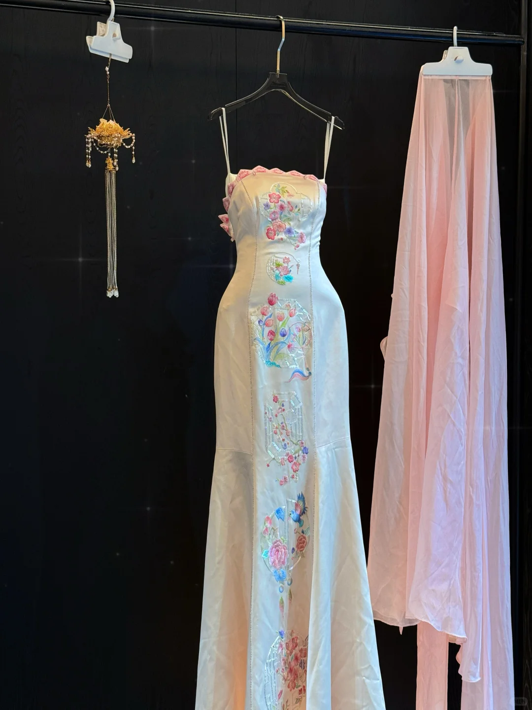 Modest Mermaid Spaghetti Straps Satin Embroidery Long Prom Dress,Formal Dress C5859