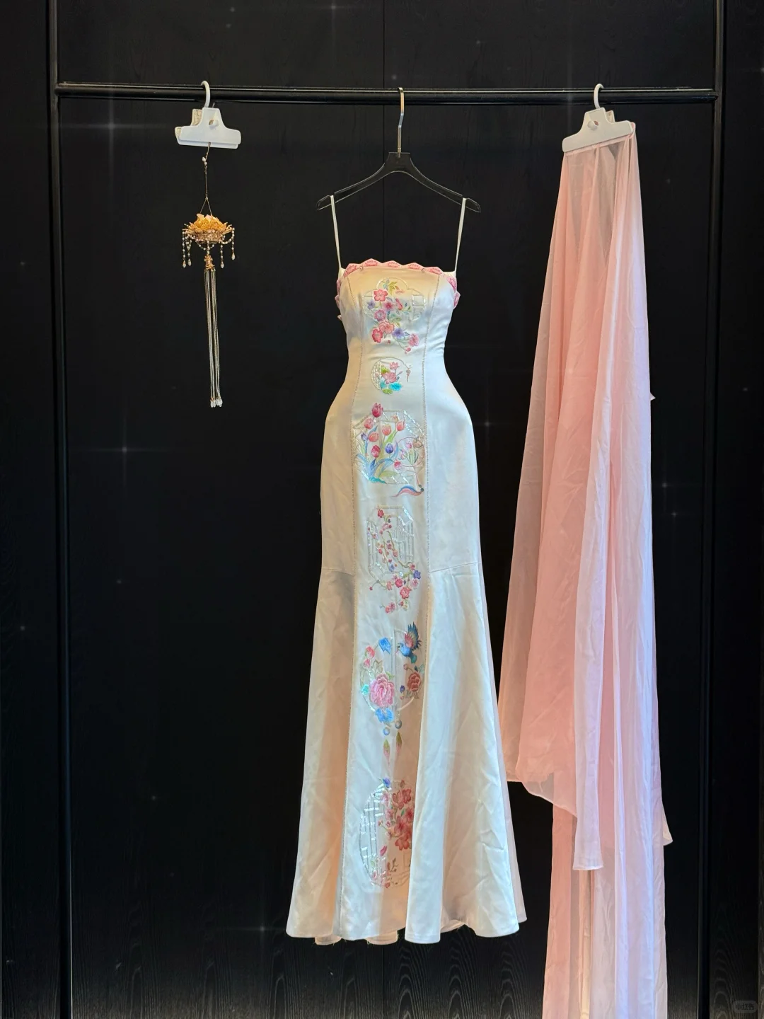 Modest Mermaid Spaghetti Straps Satin Embroidery Long Prom Dress,Formal Dress C5859