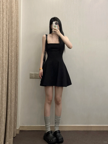 Style Simple Black A Line Square Satin Short Homecoming Dress 17th Birthday Outfits C5966