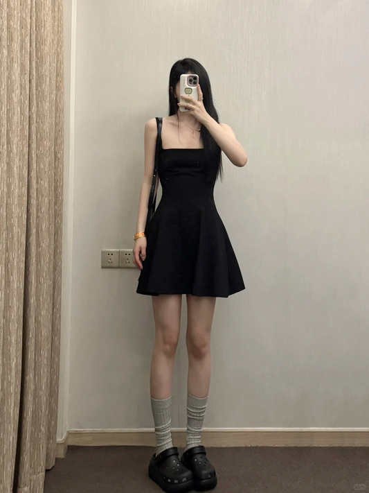 Style Simple Black A Line Square Satin Short Homecoming Dress 17th Birthday Outfits C5966
