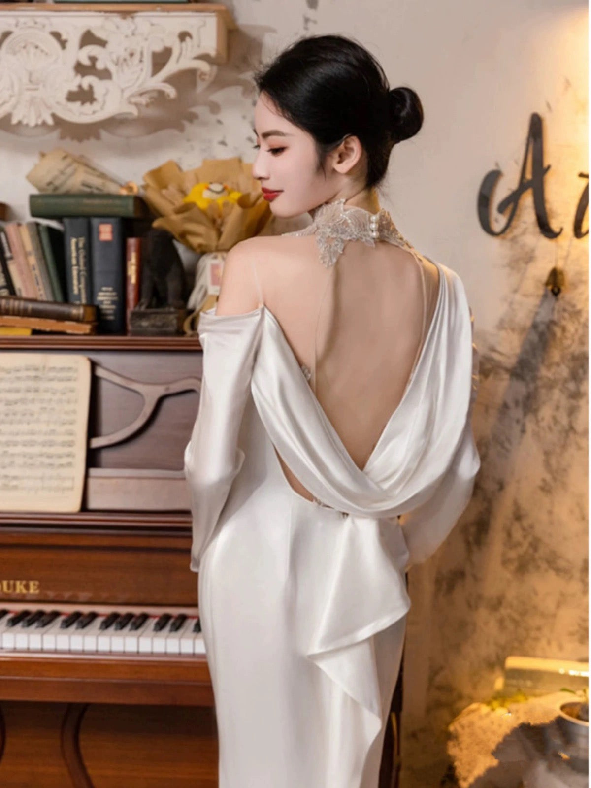 Vintage Mermaid High Neckline Long Sleeves Satin Lace Long White Wedding Dresses C598