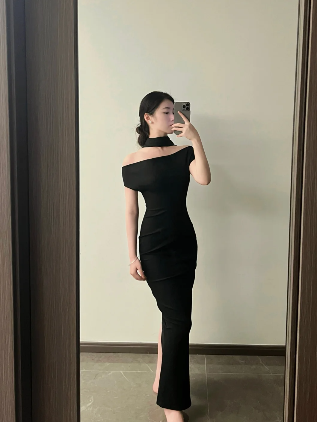 Charming Mermaid Off The Shoulder Black Satin Long Prom Dress, Evening Dress C6159