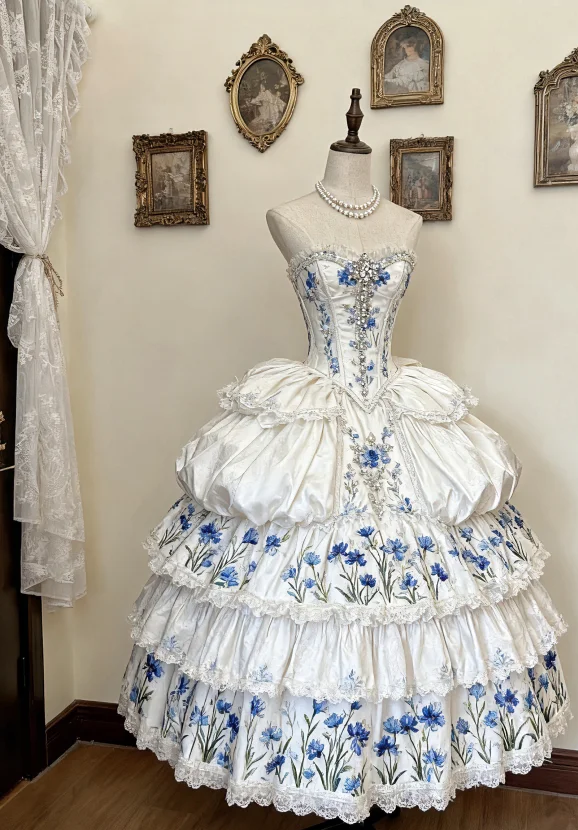 Unique Ball Gown Sweetheart Tiered Satin Lace Floral Beaded Long Prom Dress, Evening Dress C6165