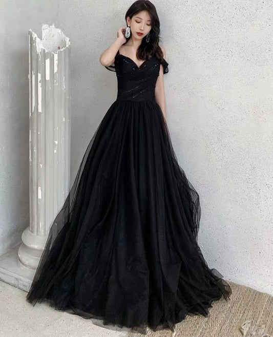 Robe de bal longue noire élégante en tulle à sequins, coupe trapèze, épaules dénudées, référence C6219