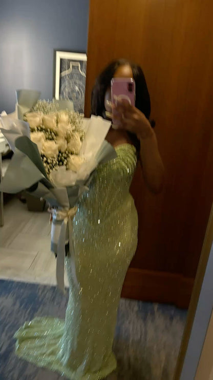 Robe de bal longue sirène brillante en satin à sequins et décolleté cœur, robe de soirée C6223