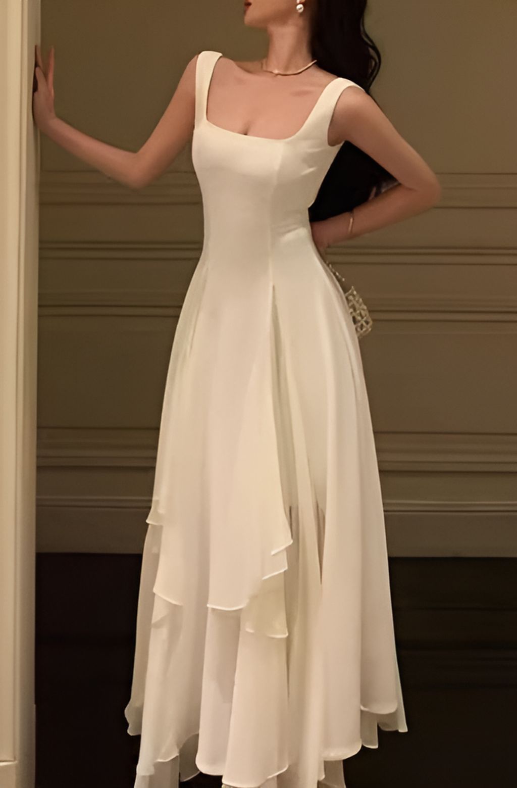Robe de bal longue en satin et mousseline de soie, coupe trapèze, modèle C6224