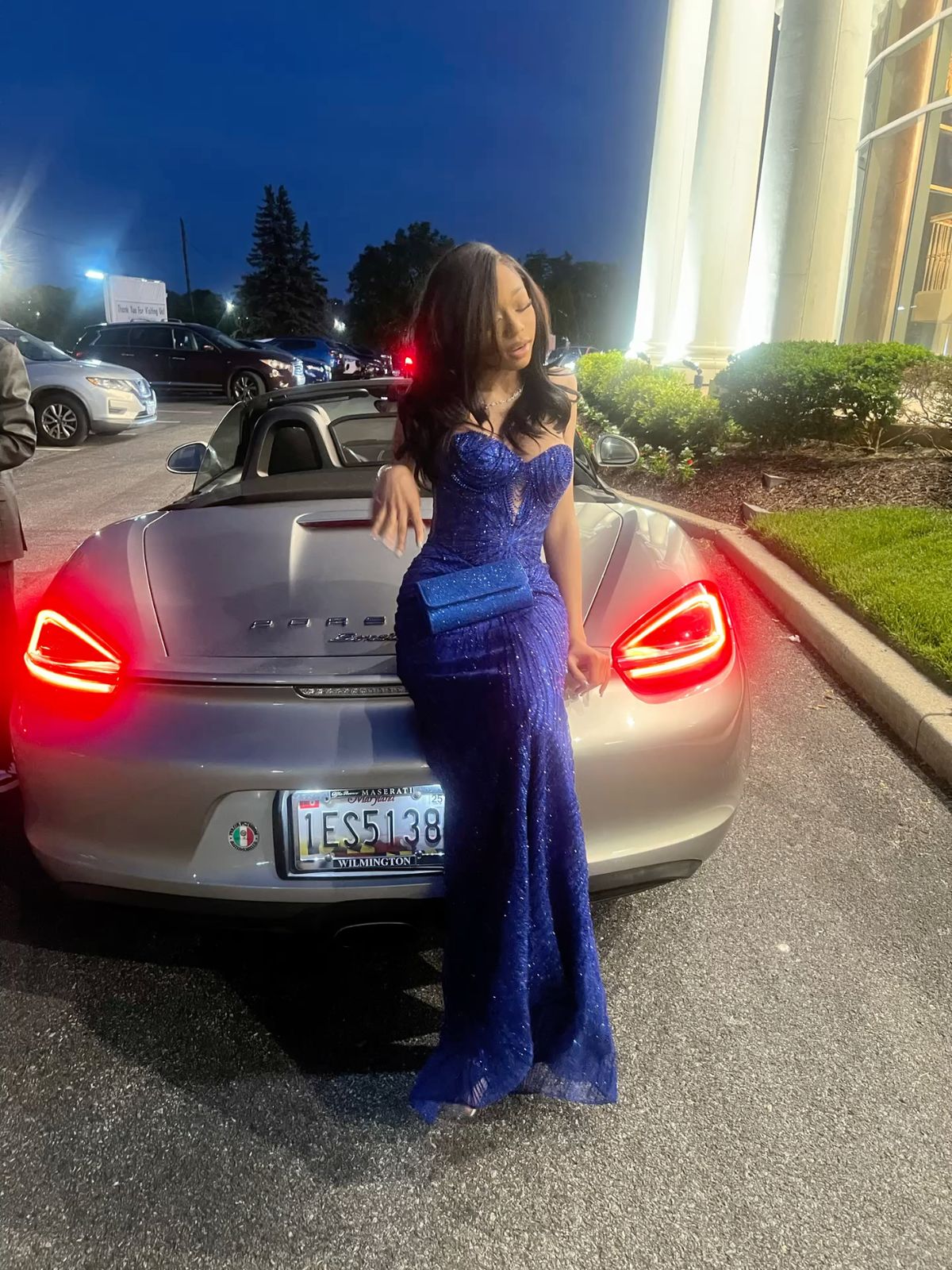 Robe de bal longue sirène bleu roi à sequins et paillettes, sans manches, en satin, modèle C6417