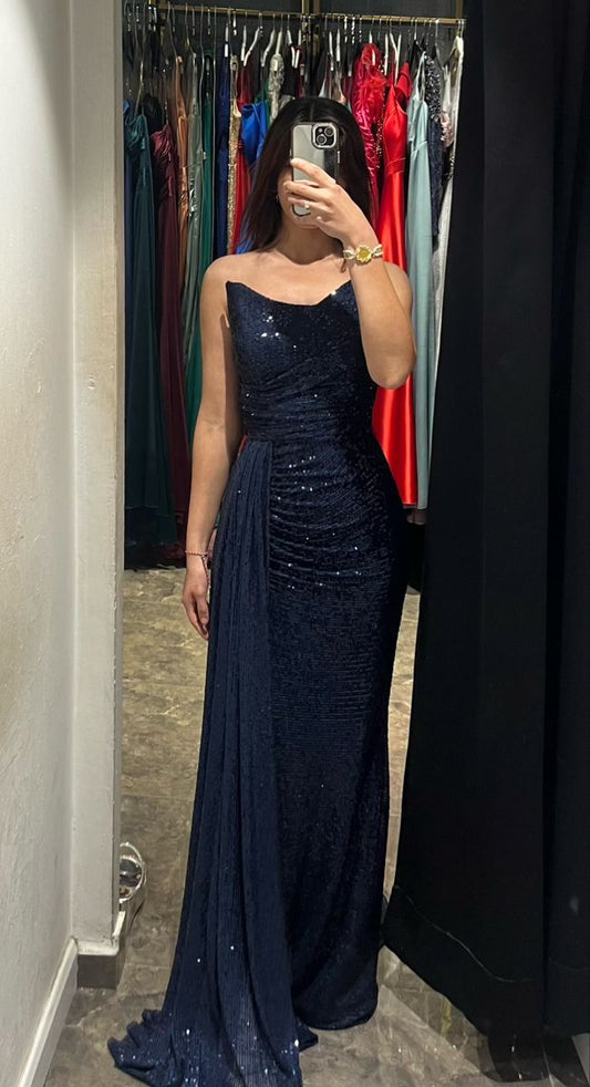Robe de bal longue sirène bleu marine bustier à sequins sans manches, modèle C6421