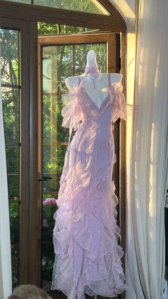 Robe de bal longue sirène charmante, bretelles spaghetti, tulle à volants, sans manches, en satin, robe de soirée C6443