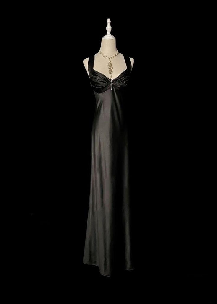Robe de bal longue en satin noir, coupe trapèze élégante, sans manches, modèle C6465