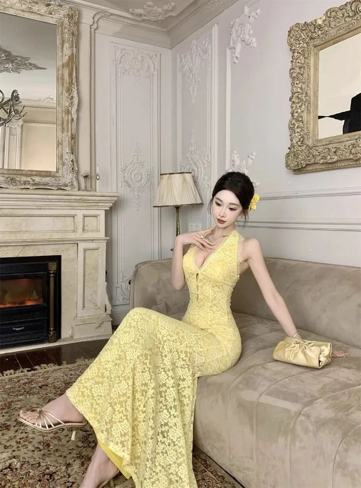 Robe de bal longue sirène jaune pastel sexy, dos nu, en dentelle, sans manches, référence C6476