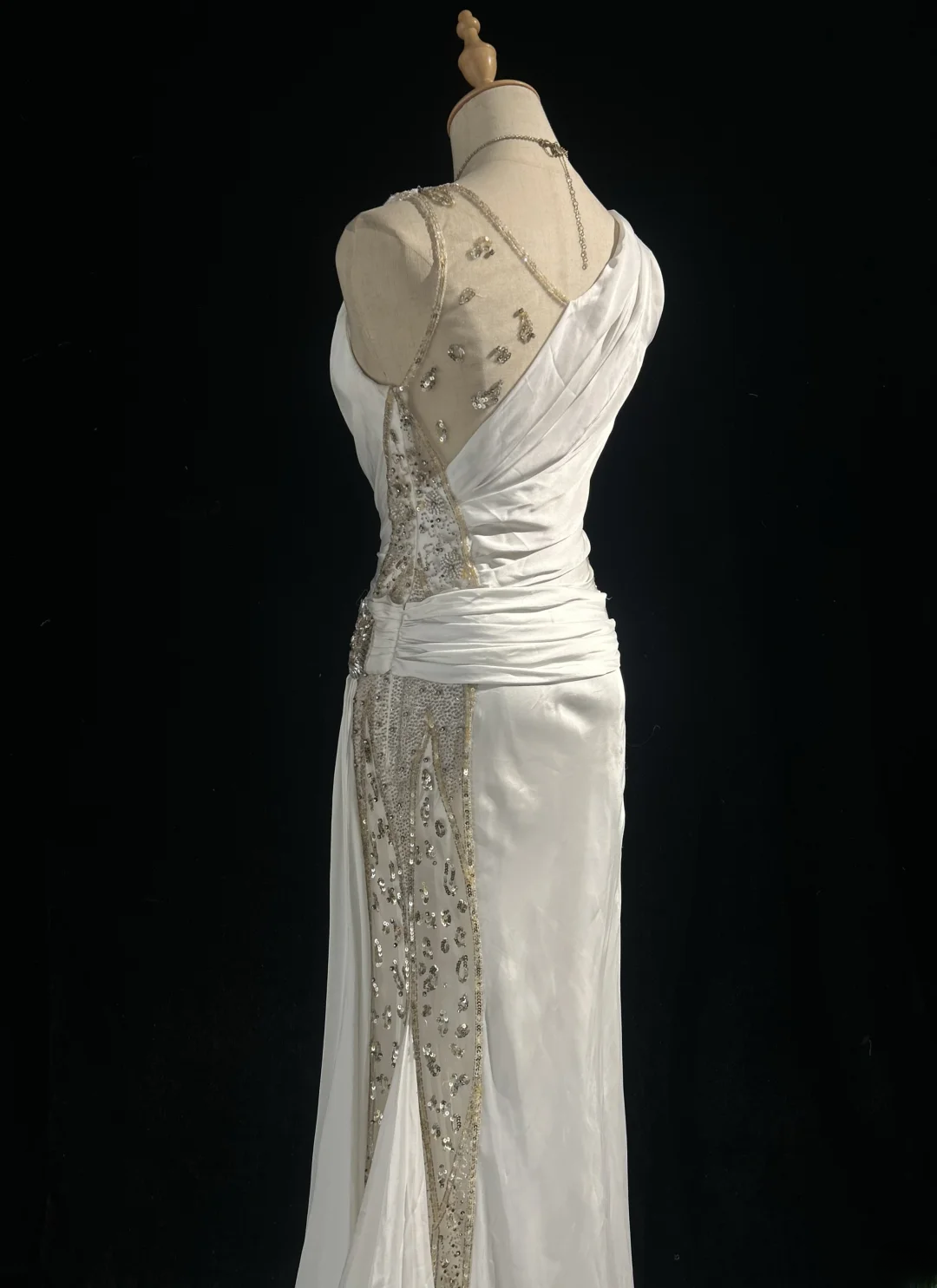 Chic Mermaid V Neck Satin Sequin Beaded Without Sleeves Long Prom Dress, Evening Dress C6539