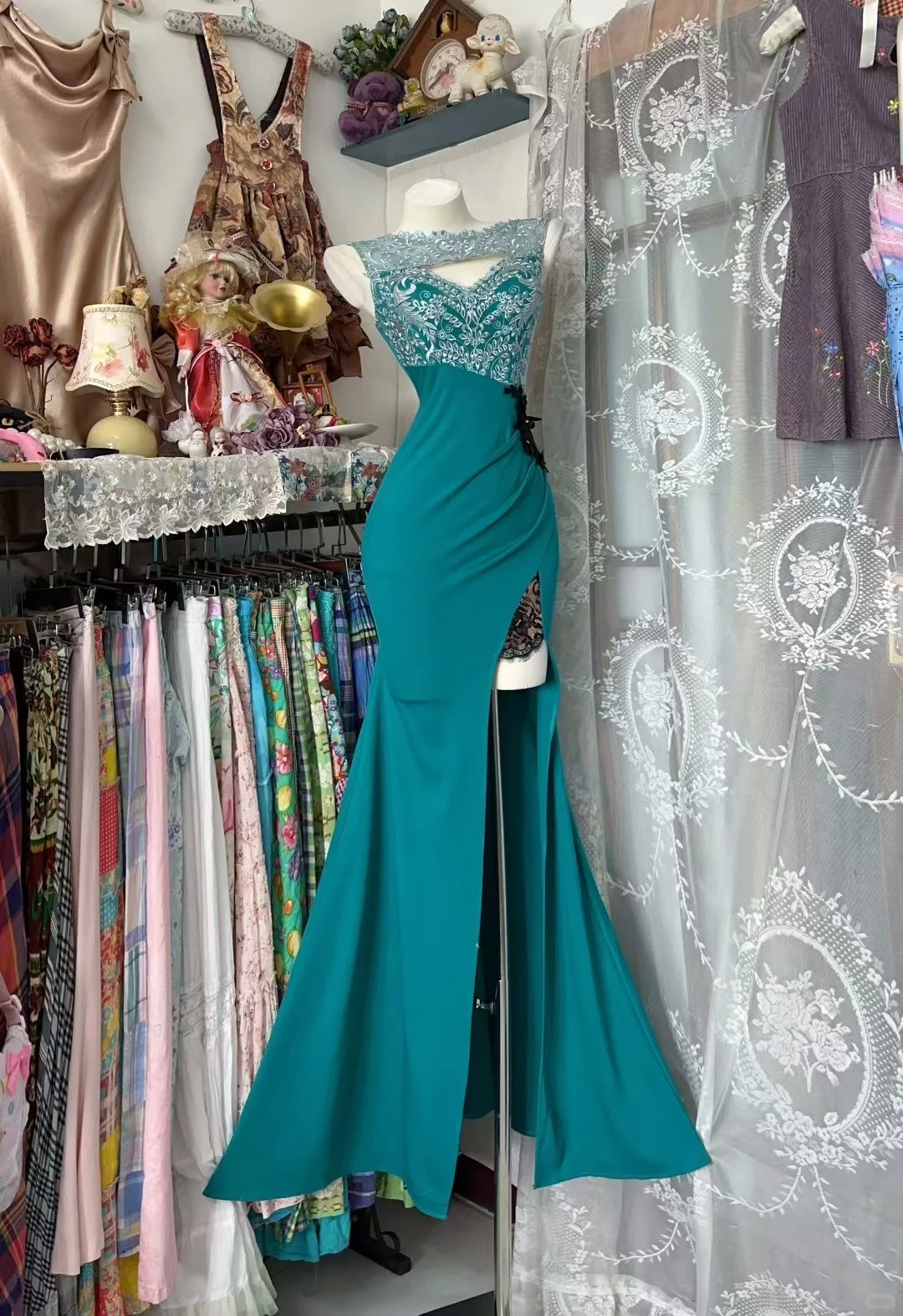 Chic Mermaid Satin Lace Slit Without Sleeves Long Prom Dress, Evening Dress C6573