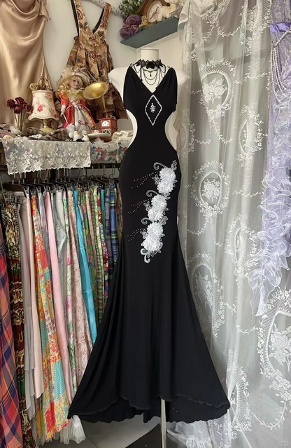 Chic Mermaid V Neck Satin Sequin Embroidery Without Sleeves Long Prom Dress, Evening Dress C6588