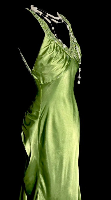 Sexy Green Mermaid V Neck Satin Backless Without Sleeves Long Prom Dress, Evening Dress C6602