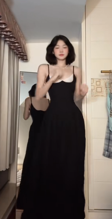 Chic Black A Line Spaghetti Straps Satin Without Sleeves Long Prom Dress, Evening Dress C6682