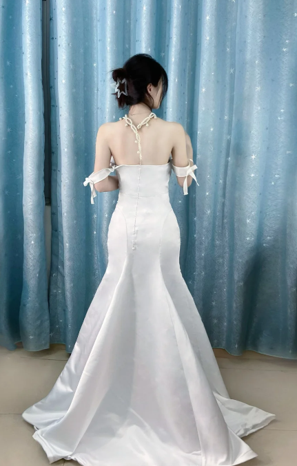 Robe de bal longue sirène élégante en satin sans manches, épaules dénudées, robe de soirée C6701