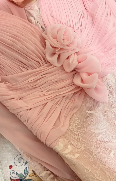 Robe de bal longue rose sirène en mousseline et dentelle, col en V, sans manches, référence C6705