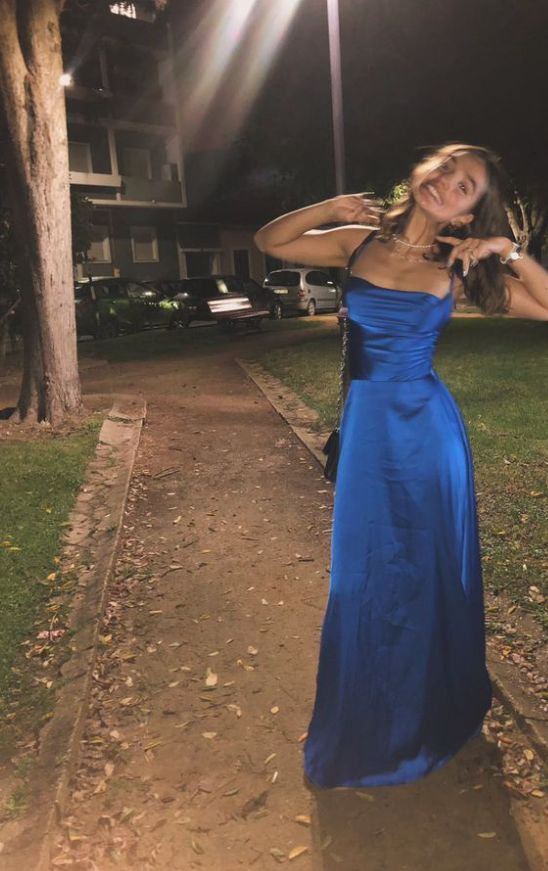 Robe de bal longue en satin à fines bretelles spaghetti, coupe trapèze, référence C6727