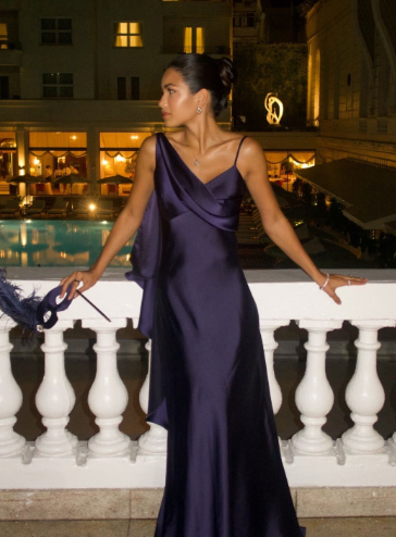 Robe de bal longue sirène violet foncé à fines bretelles en satin, robe de soirée C6730