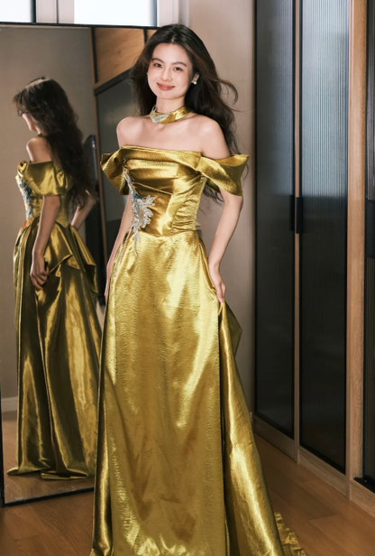 Robe de bal longue formelle en satin à sequins, coupe trapèze, épaules dénudées, référence C6747