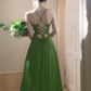 Robe de bal longue en satin vert charmant, coupe trapèze, bretelles spaghetti, référence C6748