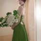 Robe de bal longue en satin vert charmant, coupe trapèze, bretelles spaghetti, référence C6748