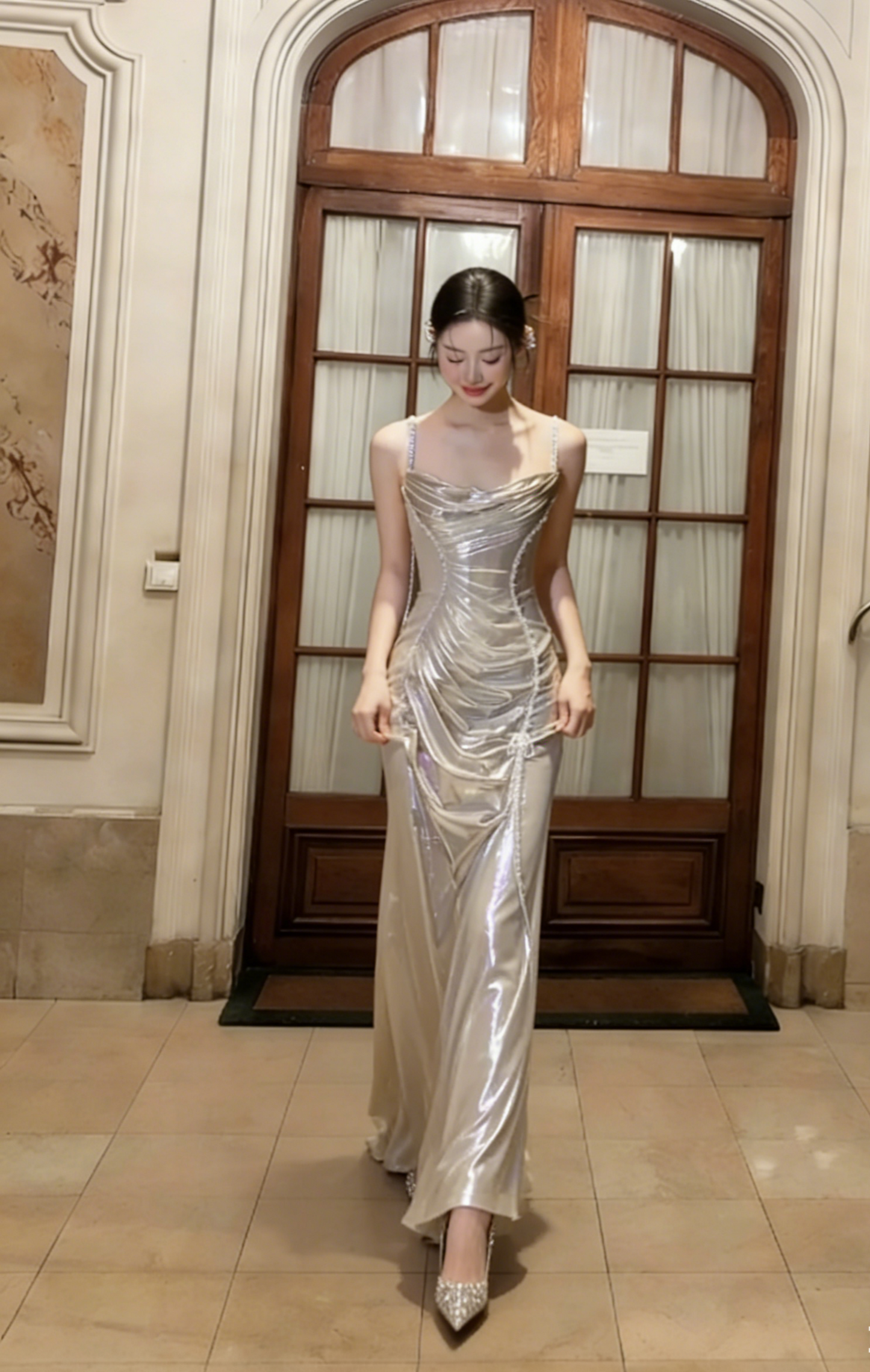 Robe de bal longue en satin à fines bretelles, style sirène, référence C6758