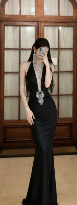 Robe de bal longue sirène en satin noir, col halter, robe de soirée C6842