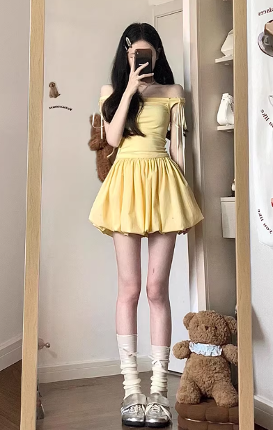 French-style exquisite cream-colored halter-neck tulip skirt with puffy short dress C7055
