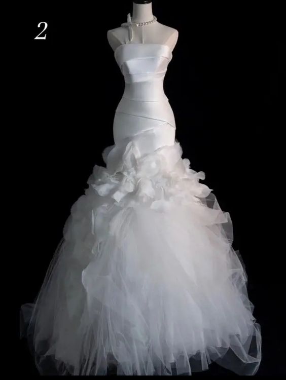 Vintage Mermaid Strapless Long White Tulle Wedding Dresses C785