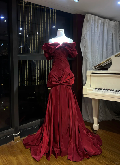 Robe de bal longue sirène bordeaux en satin à épaules dénudées, robe de soirée C8091