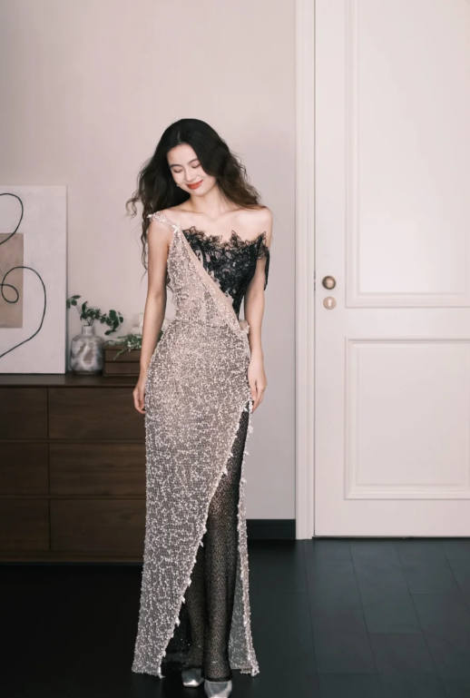 Magnifique robe de bal longue sirène en dentelle à épaules dénudées, robe de soirée C8092