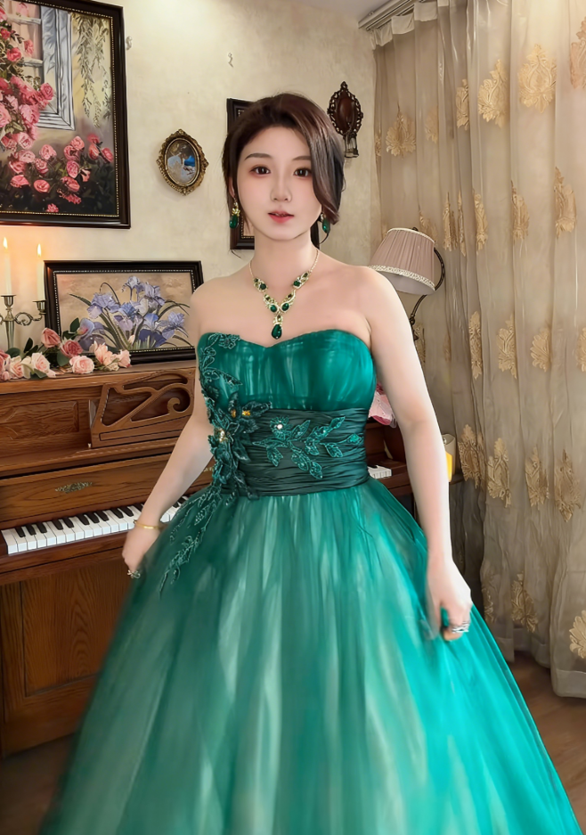 Elegant Strapless Green Prom Dress Long Beads Appliques A-Line Evening Dress C8121