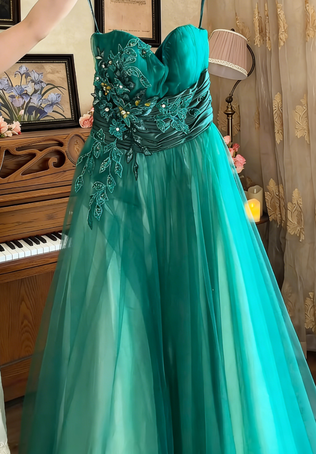 Elegant Strapless Green Prom Dress Long Beads Appliques A-Line Evening Dress C8121