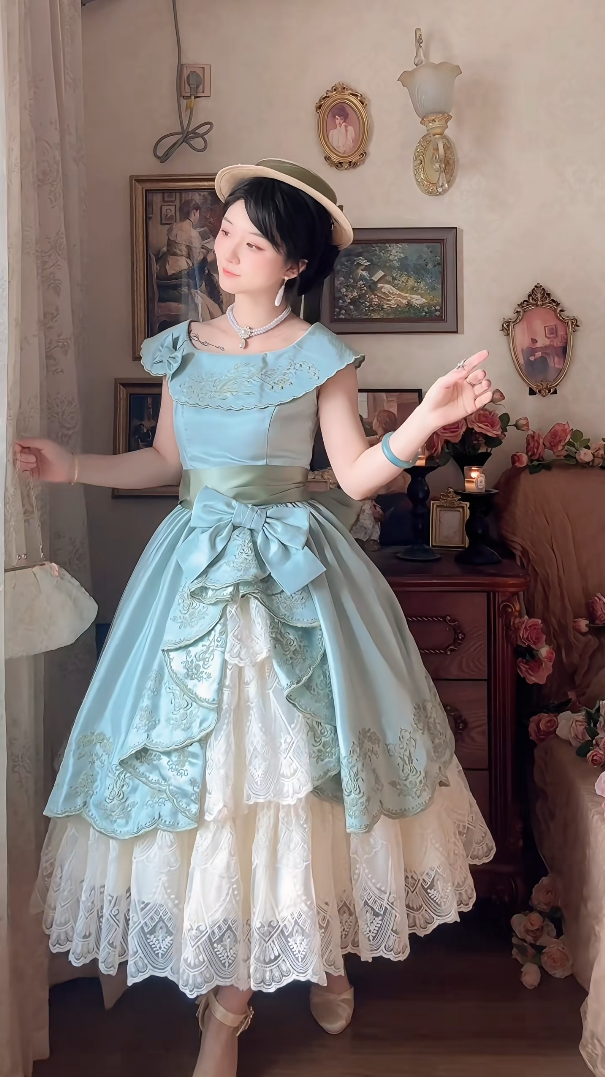 Robe de bal de princesse bustier à volants en satin long, robe de soirée C8117