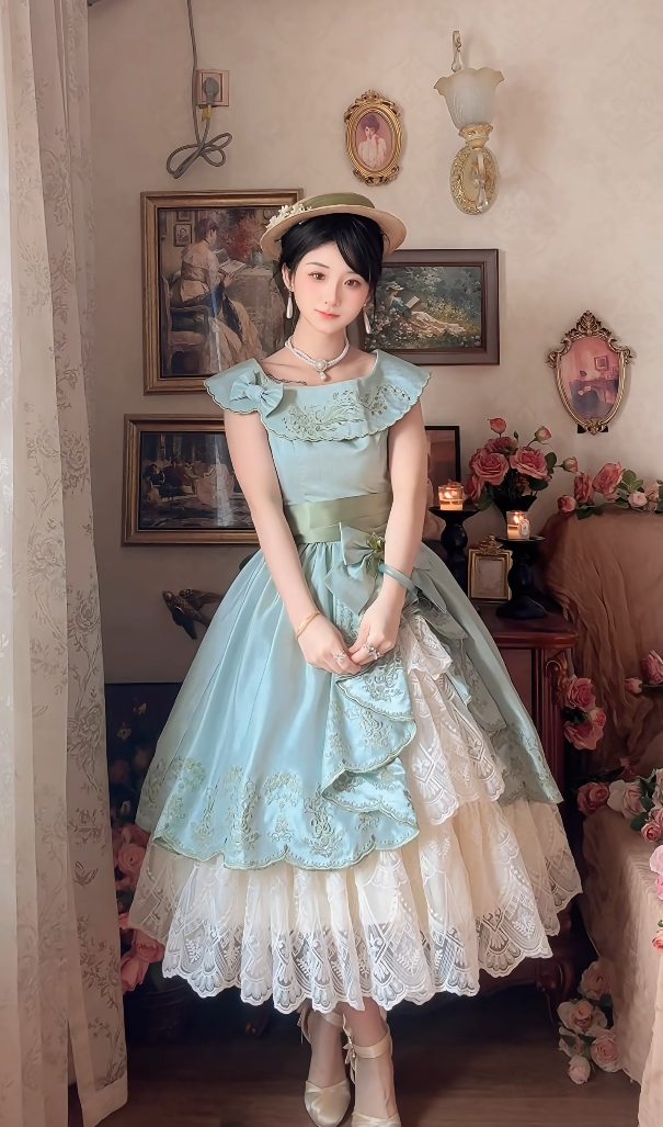 Robe de bal de princesse bustier à volants en satin long, robe de soirée C8117