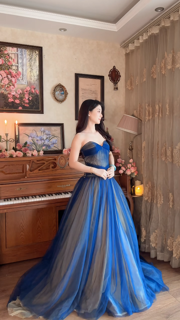 Jolie robe de bal en tulle à décolleté en cœur et longues couches rouges pour les robes de bal Sweet 16 C3210