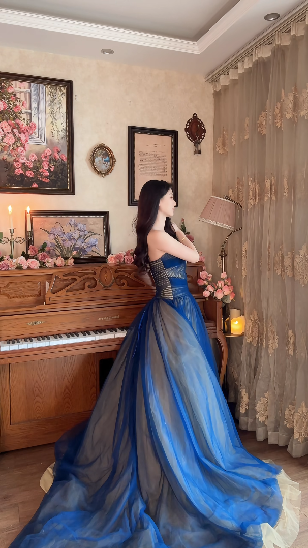 Jolie robe de bal en tulle à décolleté en cœur et longues couches rouges pour les robes de bal Sweet 16 C3210